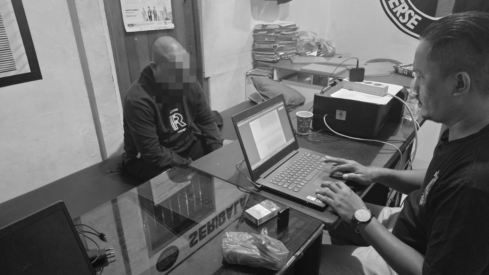 Hukum Tak Pandang Bulu! Oknum Anggota Brimob Pelaku KDRT Resmi Jadi Tersangka